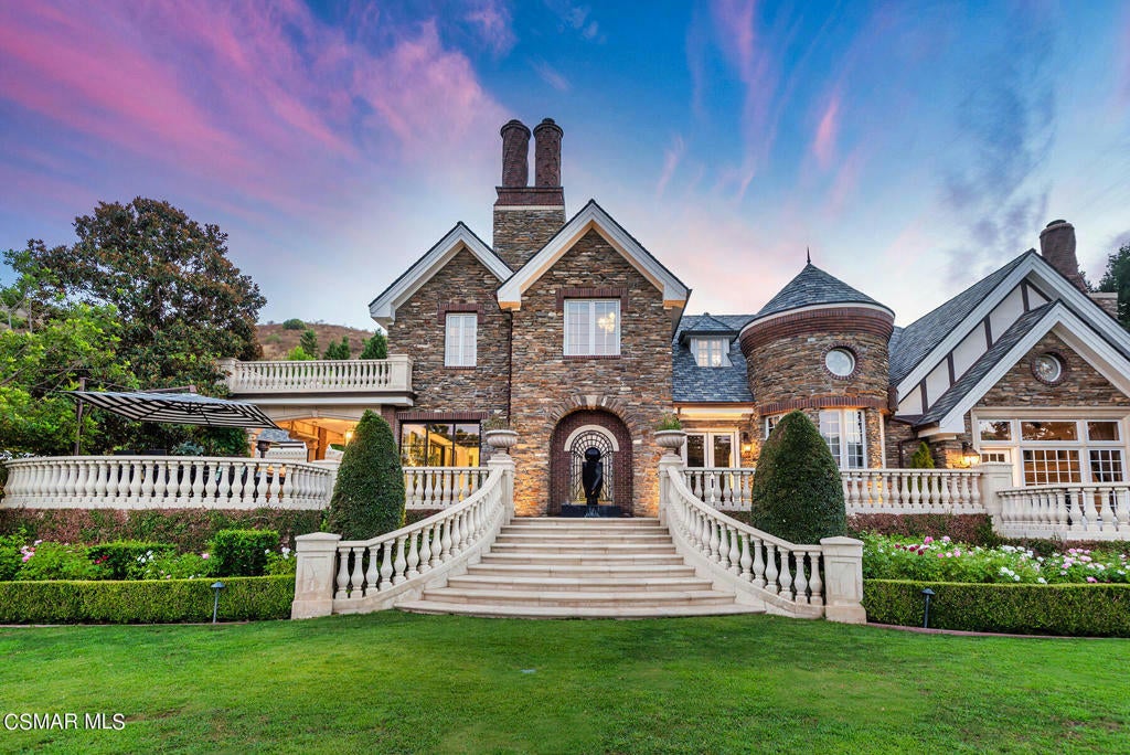 Westlake Village, California, 91362, United States, 5 Bedrooms Bedrooms, ,10 BathroomsBathrooms,Residential,Active,1756358