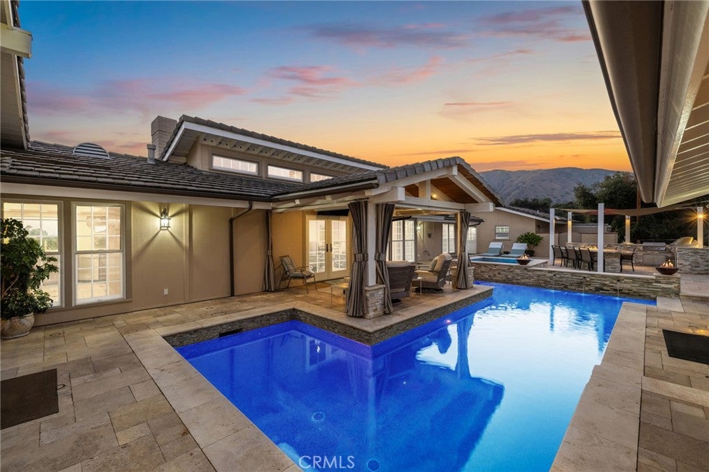 La Verne, California, 91750, United States, 3 Bedrooms Bedrooms, ,3 BathroomsBathrooms,Residential,Active,1963390