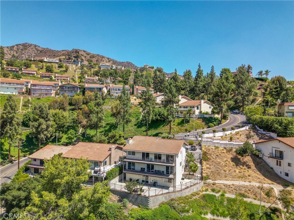 Burbank, California, 91501, United States, 5 Bedrooms Bedrooms, ,5 BathroomsBathrooms,Residential,Active,1943797
