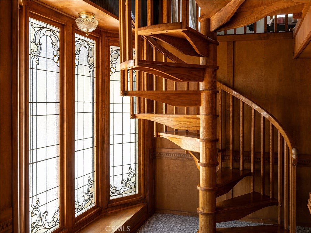 Big Bear Lake, California, 92315, United States, 4 Bedrooms Bedrooms, ,3 BathroomsBathrooms,Residential,Contingent,1945531