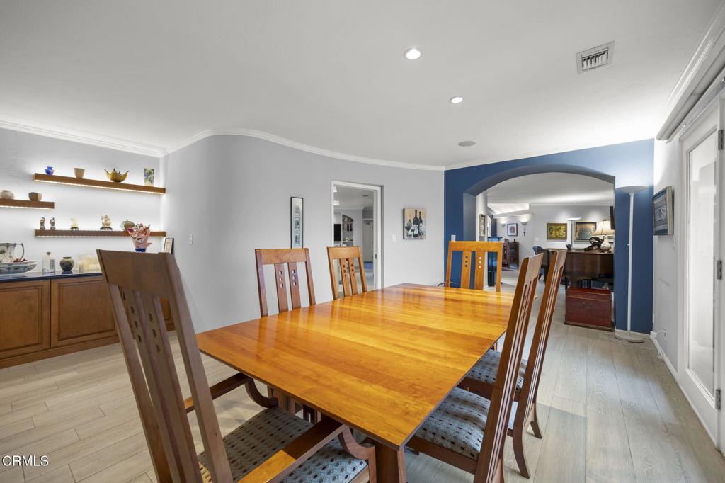 Camarillo, California, 93010, United States, 4 Bedrooms Bedrooms, ,4 BathroomsBathrooms,Residential,Active,1853313