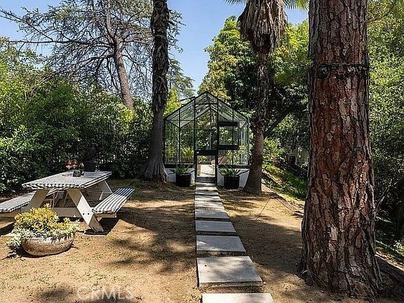 Pasadena, California, 91105, United States, 3 Bedrooms Bedrooms, ,3 BathroomsBathrooms,Residential,Active,2027742