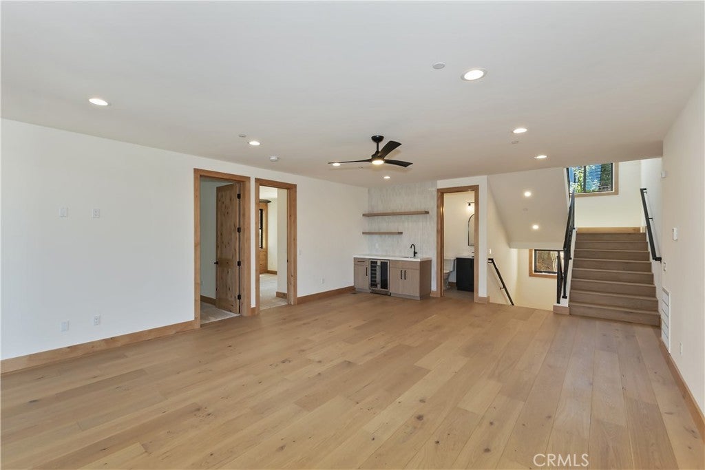 Big Bear Lake, California, 92315, United States, 5 Bedrooms Bedrooms, ,6 BathroomsBathrooms,Residential,Active,1914782