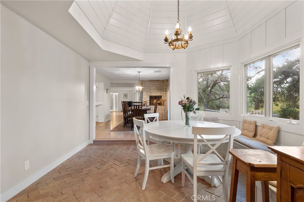 Ojai, California, 93023, United States, 4 Bedrooms Bedrooms, ,4 BathroomsBathrooms,Residential,Active,2000225