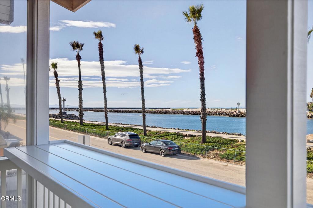 Oxnard, California, 93035, United States, 4 Bedrooms Bedrooms, ,4 BathroomsBathrooms,Residential,Active,1997596