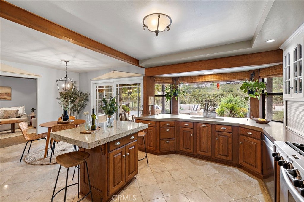 Laguna Niguel, California, 92677, United States, 4 Bedrooms Bedrooms, ,2 BathroomsBathrooms,Residential,Active,1992283