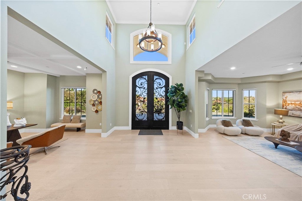 Walnut, California, 91789, United States, 5 Bedrooms Bedrooms, ,7 BathroomsBathrooms,Residential,Active,1903230