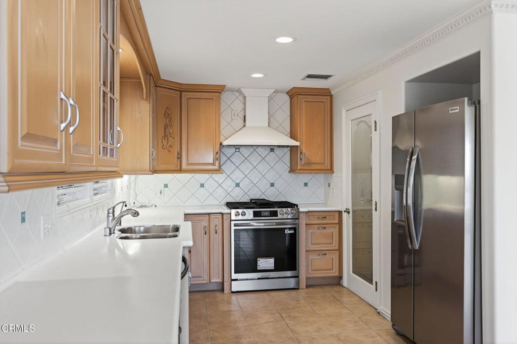 Oxnard, California, 93035, United States, 4 Bedrooms Bedrooms, ,4 BathroomsBathrooms,Residential,Active,1997596