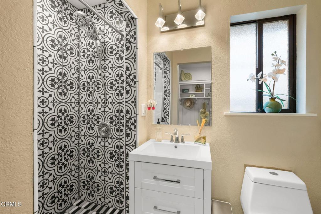 Oxnard, California, 93035, United States, 3 Bedrooms Bedrooms, ,3 BathroomsBathrooms,Residential,Active,2012910