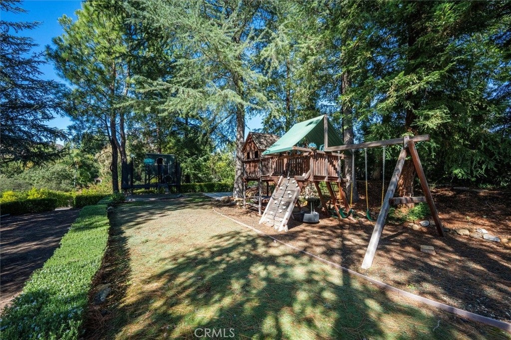 Agoura Hills, California, 91301, United States, 4 Bedrooms Bedrooms, ,5 BathroomsBathrooms,Residential,Active,1966025