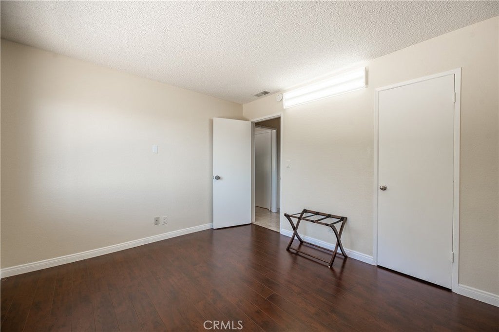 Burbank, California, 91501, United States, 5 Bedrooms Bedrooms, ,5 BathroomsBathrooms,Residential,Active,1943797