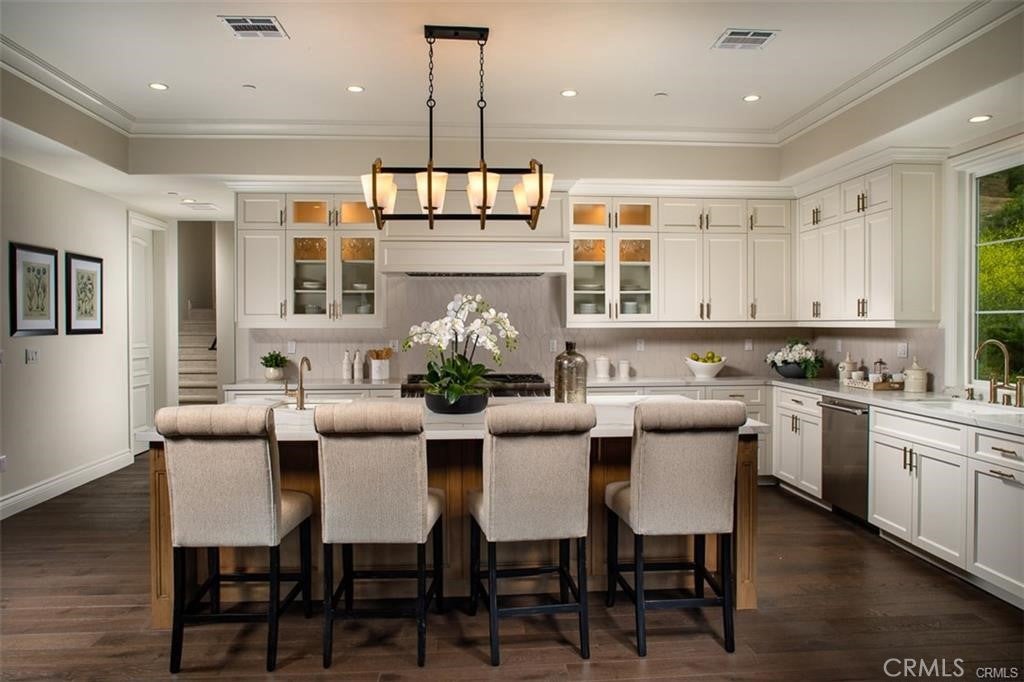 Diamond Bar, California, 91765, United States, 6 Bedrooms Bedrooms, ,7 BathroomsBathrooms,Residential,Active,1985574