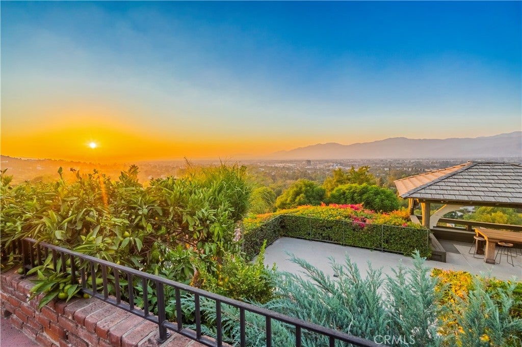 Covina, California, 91724, United States, 4 Bedrooms Bedrooms, ,3 BathroomsBathrooms,Residential,Active,1756850