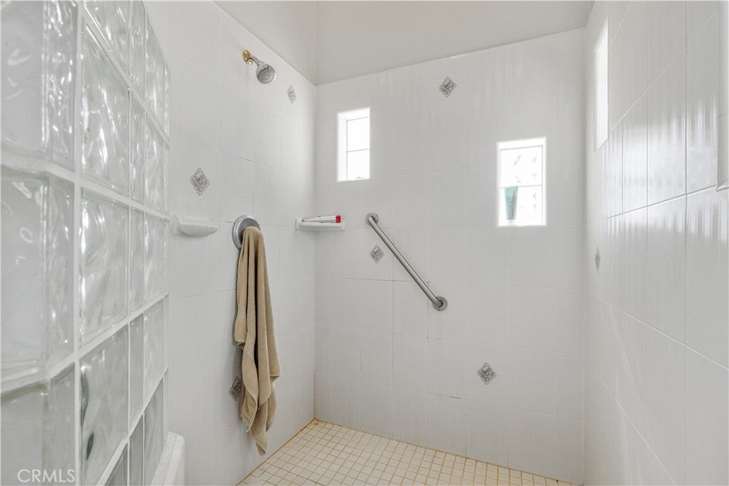 Paso Robles, California, 93446, United States, 7 Bedrooms Bedrooms, ,6 BathroomsBathrooms,Residential,Active,1919055