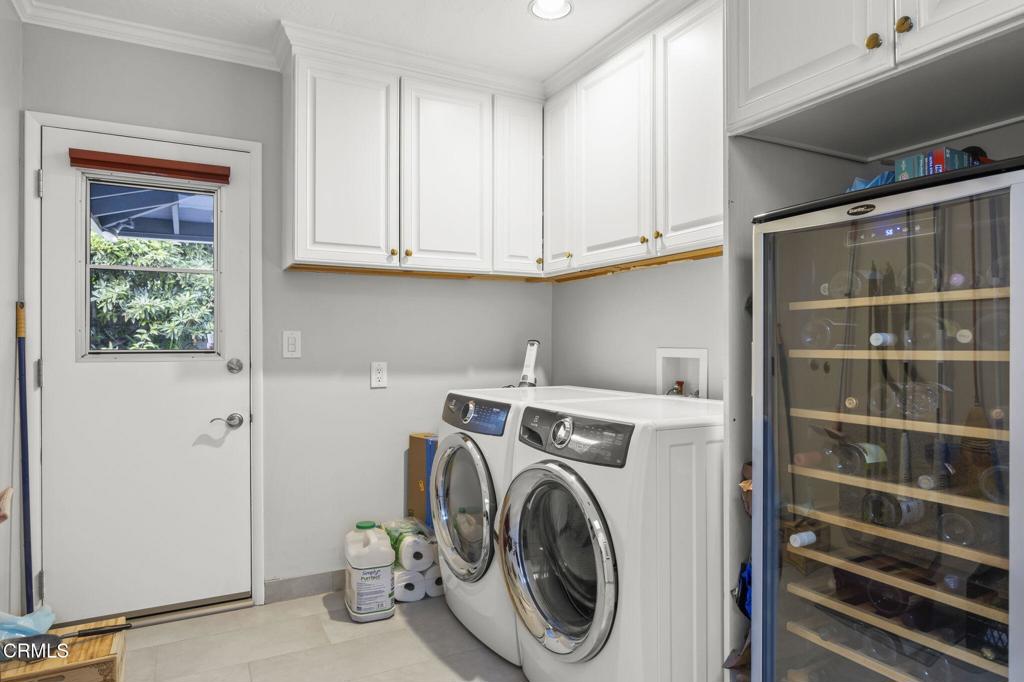 Camarillo, California, 93010, United States, 4 Bedrooms Bedrooms, ,4 BathroomsBathrooms,Residential,Active,1853313