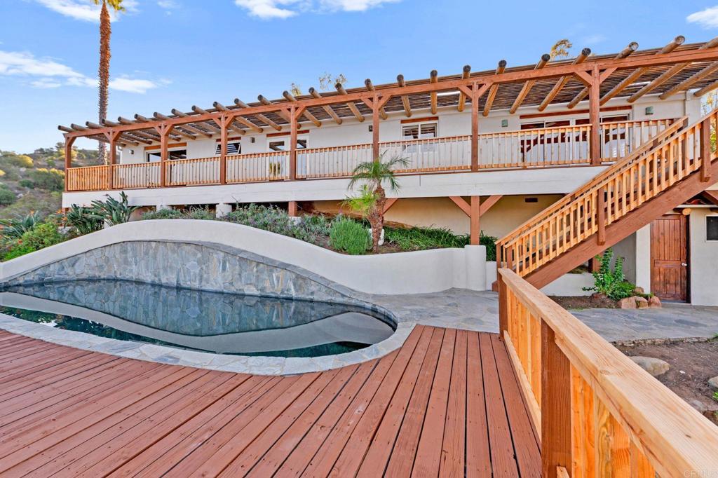 Escondido, California, 92026, United States, 3 Bedrooms Bedrooms, ,2 BathroomsBathrooms,Residential,Active,1972147