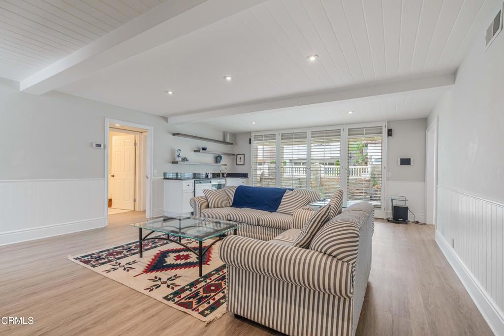 Oxnard, California, 93035, United States, 4 Bedrooms Bedrooms, ,5 BathroomsBathrooms,Residential,Active,1946436