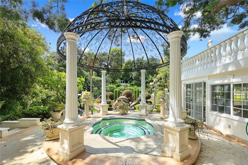 San Marino, California, 91108, United States, 6 Bedrooms Bedrooms, ,6 BathroomsBathrooms,Residential,Active,2008270