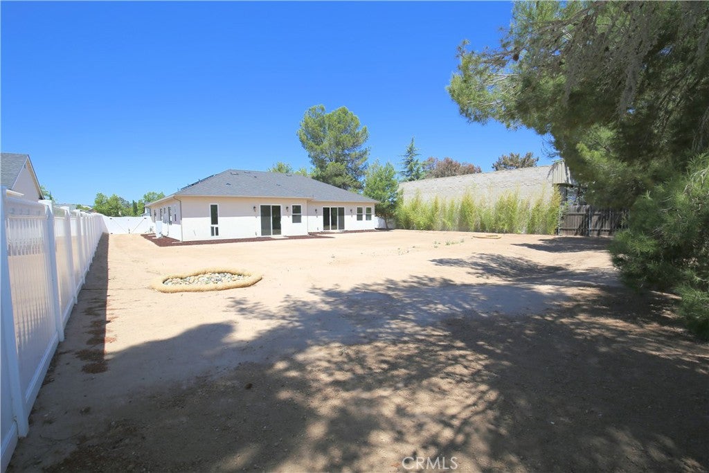 Paso Robles, California, 93446, United States, 4 Bedrooms Bedrooms, ,4 BathroomsBathrooms,Residential,Active,1808249