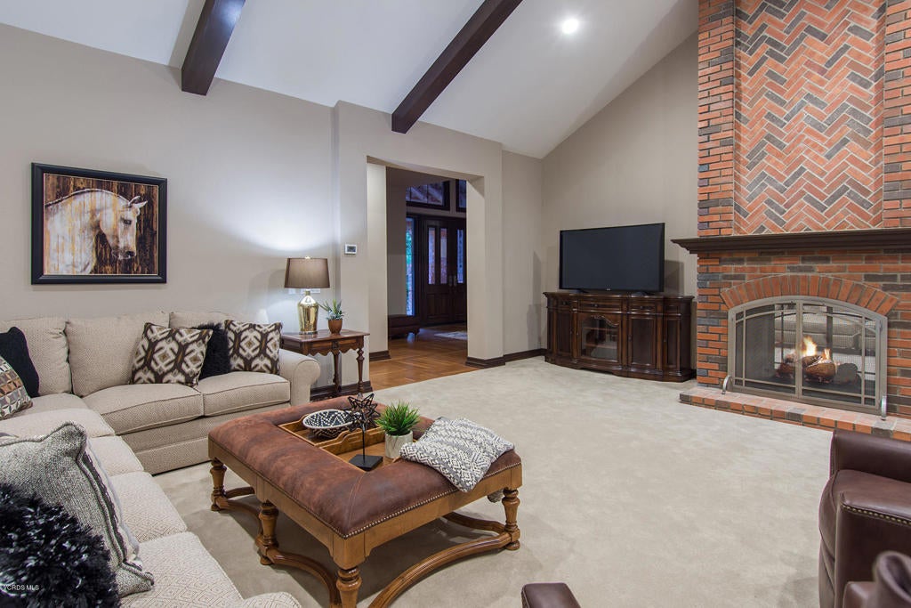 Agoura Hills, California, 91301, United States, 5 Bedrooms Bedrooms, ,5 BathroomsBathrooms,Residential,Active,2012898