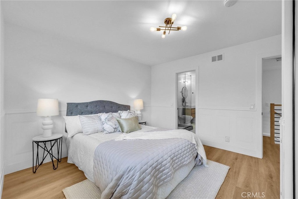 Huntington Beach, California, 92646, United States, 4 Bedrooms Bedrooms, ,3 BathroomsBathrooms,Residential,Active,1998762