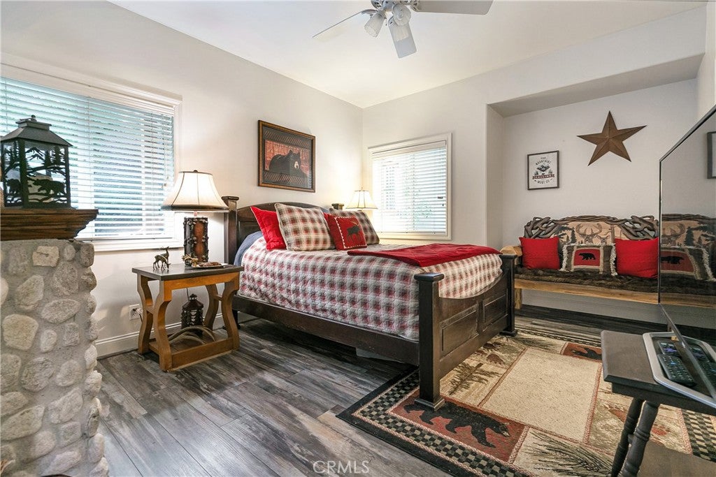 Lake Arrowhead, California, 92352, United States, 2 Bedrooms Bedrooms, ,3 BathroomsBathrooms,Residential,Active,1945074