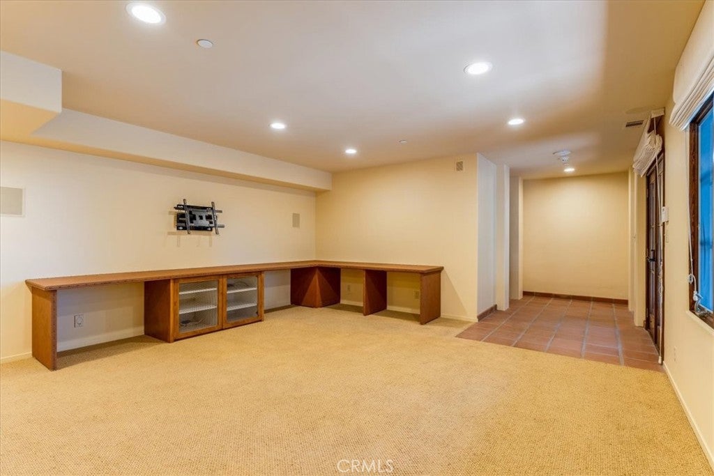San Luis Obispo, California, 93401, United States, 5 Bedrooms Bedrooms, ,5 BathroomsBathrooms,Residential,Active,1943782