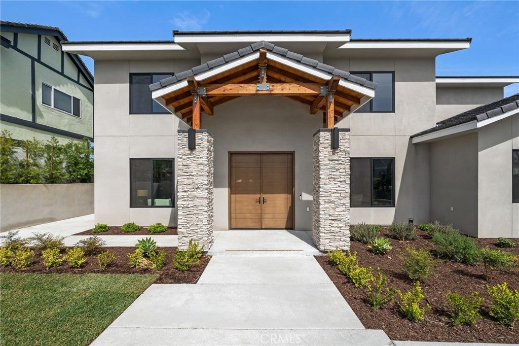 Chino Hills, California, 91709, United States, 5 Bedrooms Bedrooms, ,5 BathroomsBathrooms,Residential,Active,2030088