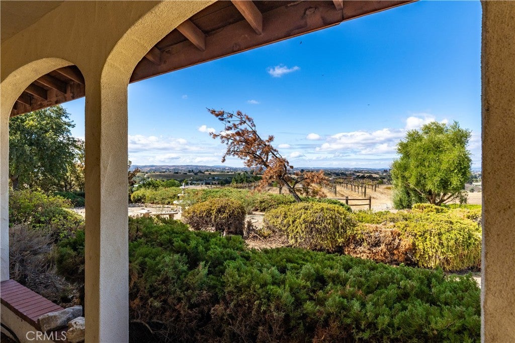 Paso Robles, California, 93446, United States, 3 Bedrooms Bedrooms, ,3 BathroomsBathrooms,Residential,Active,1954021