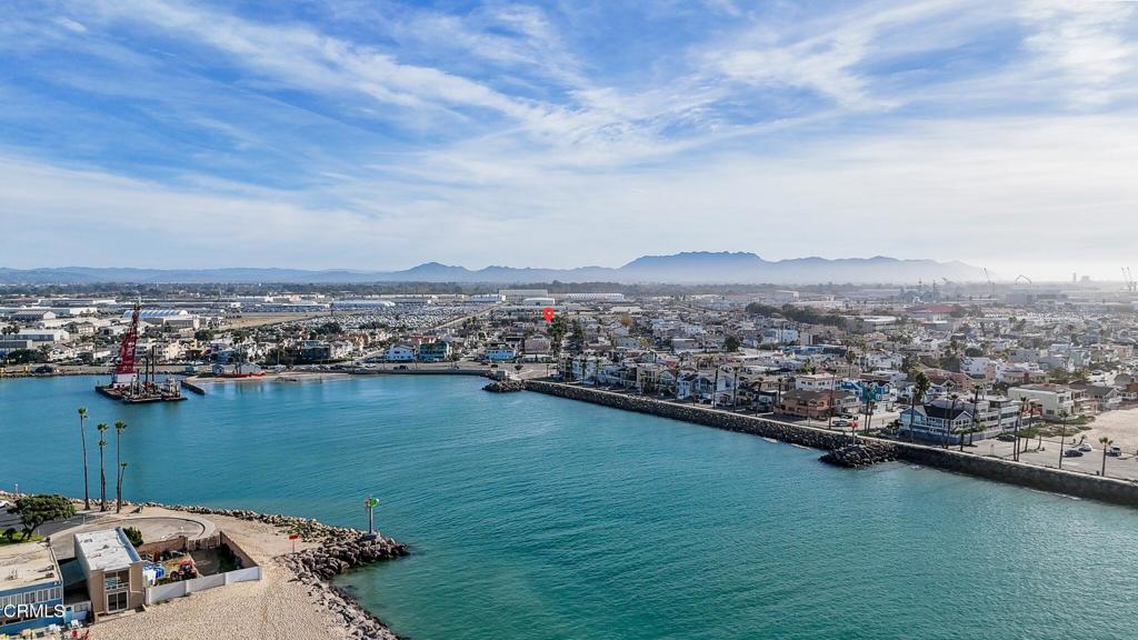 Oxnard, California, 93035, United States, 4 Bedrooms Bedrooms, ,2 BathroomsBathrooms,Residential,Active,2007278