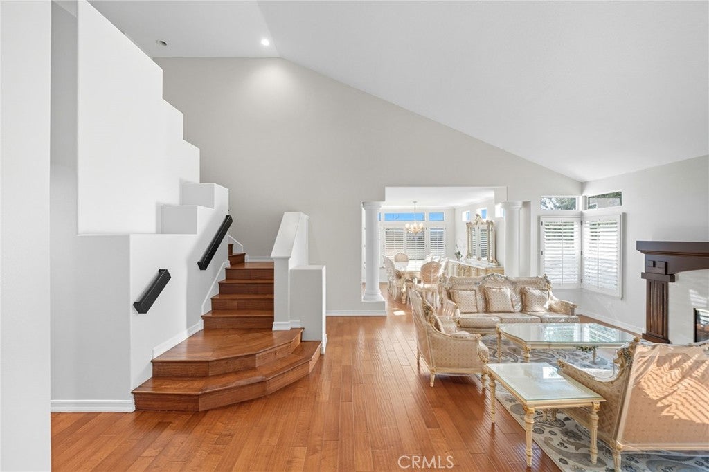 Cypress, California, 90630, United States, 4 Bedrooms Bedrooms, ,4 BathroomsBathrooms,Residential,Active,1945840