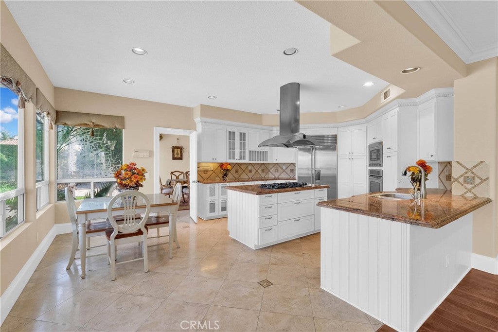 Walnut, California, 91789, United States, 5 Bedrooms Bedrooms, ,5 BathroomsBathrooms,Residential,Active,1952624