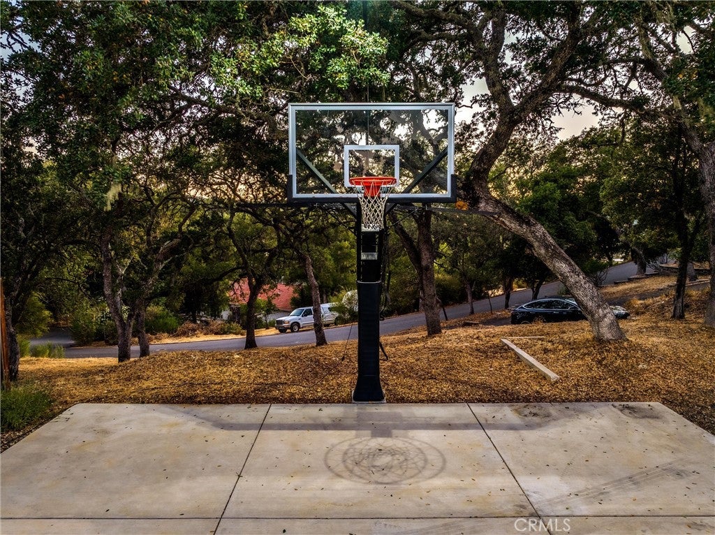 Atascadero, California, 93422, United States, 4 Bedrooms Bedrooms, ,2 BathroomsBathrooms,Residential,Active,1913985