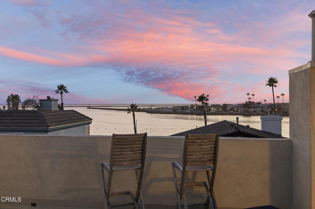 Oxnard, California, 93035, United States, 4 Bedrooms Bedrooms, ,3 BathroomsBathrooms,Residential,Active,2031789