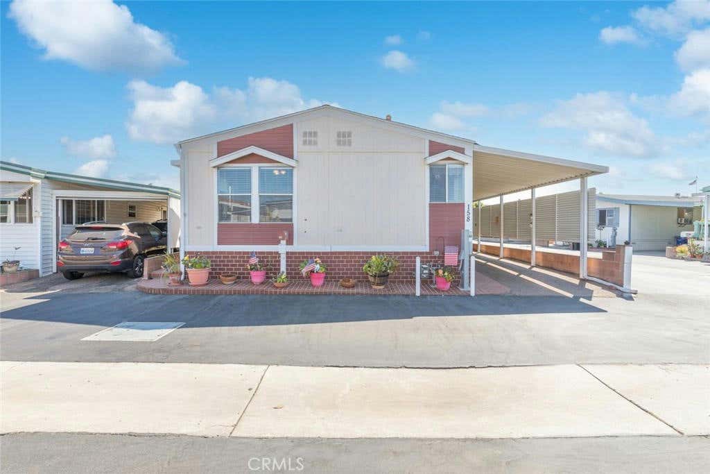 158 ROADRUNNER LN, OCEANSIDE, CA 92057, photo 1 of 30