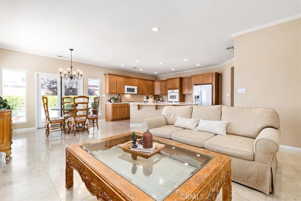 Paso Robles, California, 93446, United States, 4 Bedrooms Bedrooms, ,3 BathroomsBathrooms,Residential,Active,1914823
