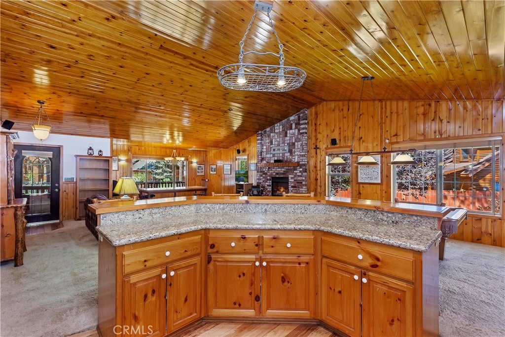 Big Bear Lake, California, 92315, United States, ,Residential,Active,1702561