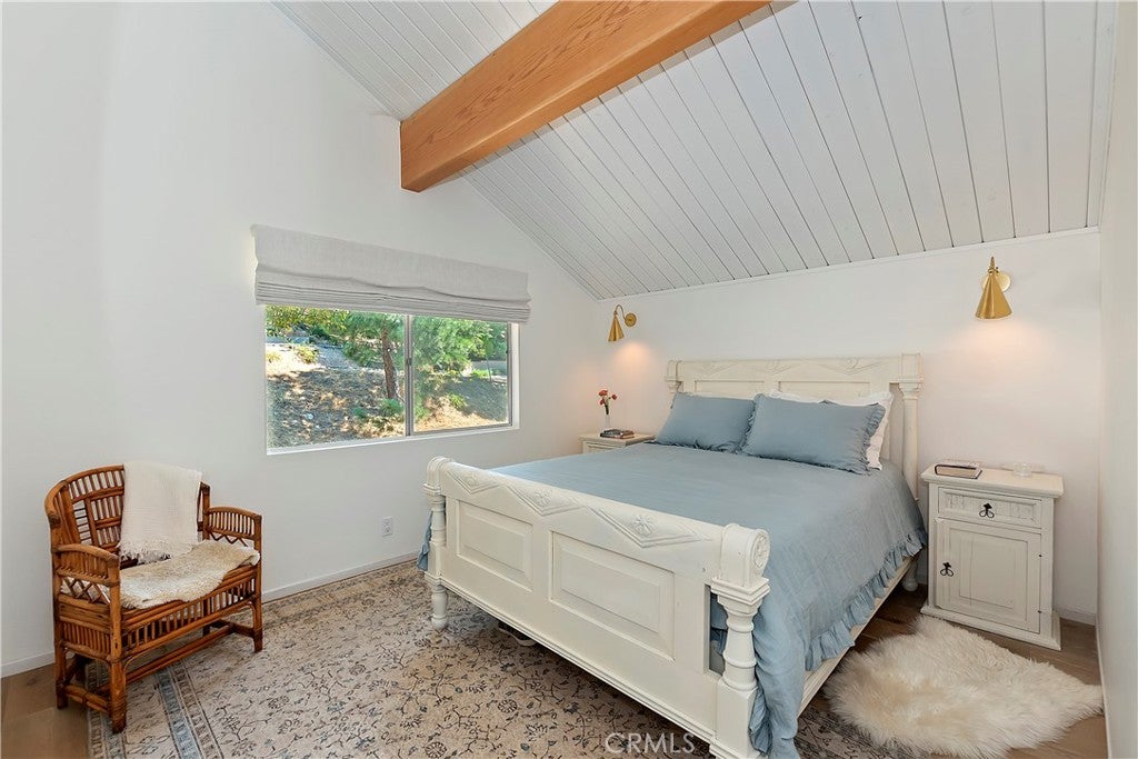 Lake Arrowhead, California, 92352, United States, 4 Bedrooms Bedrooms, ,3 BathroomsBathrooms,Residential,Active,1953250