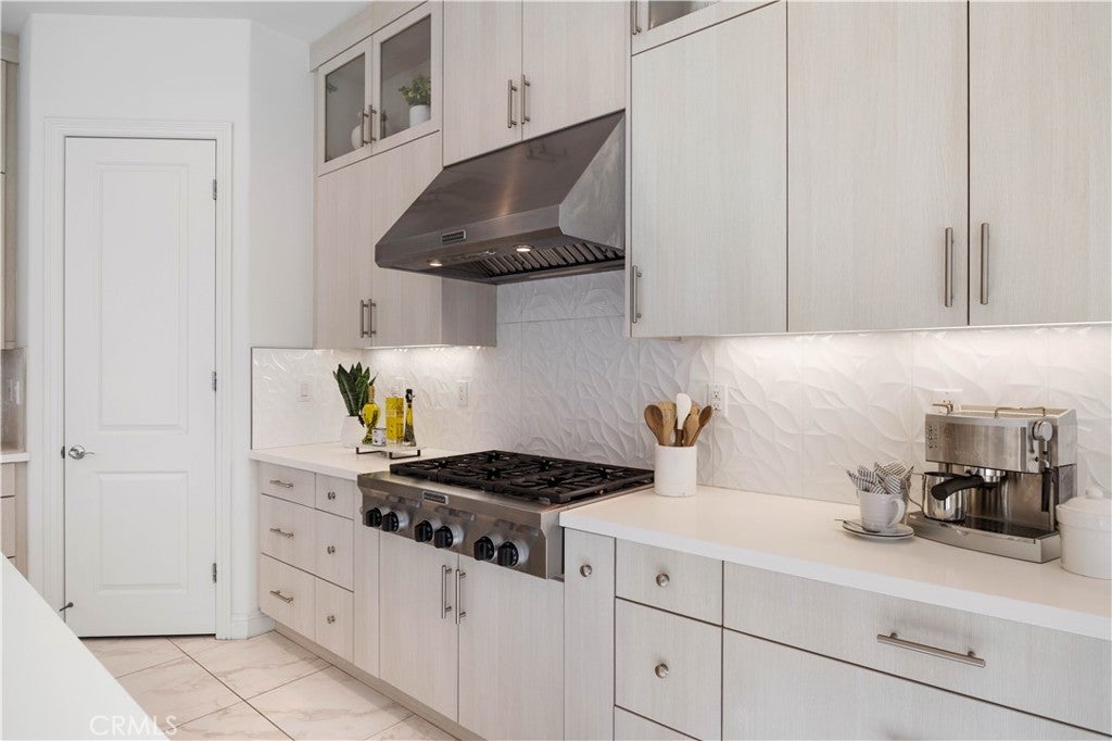 Carlsbad, California, 92010, United States, 4 Bedrooms Bedrooms, ,5 BathroomsBathrooms,Residential,Active,2014609