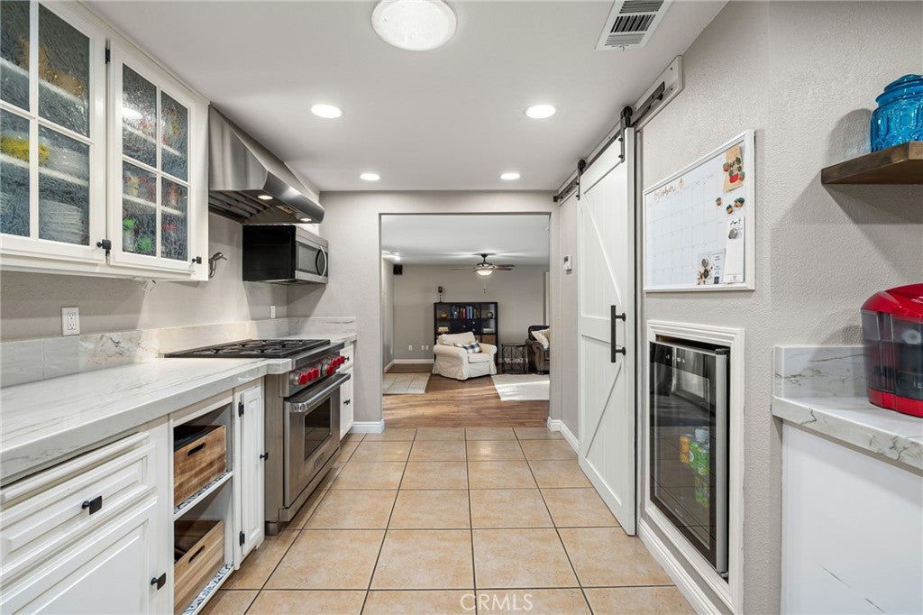 La Verne, California, 91750, United States, 4 Bedrooms Bedrooms, ,2 BathroomsBathrooms,Residential,Active,1961967