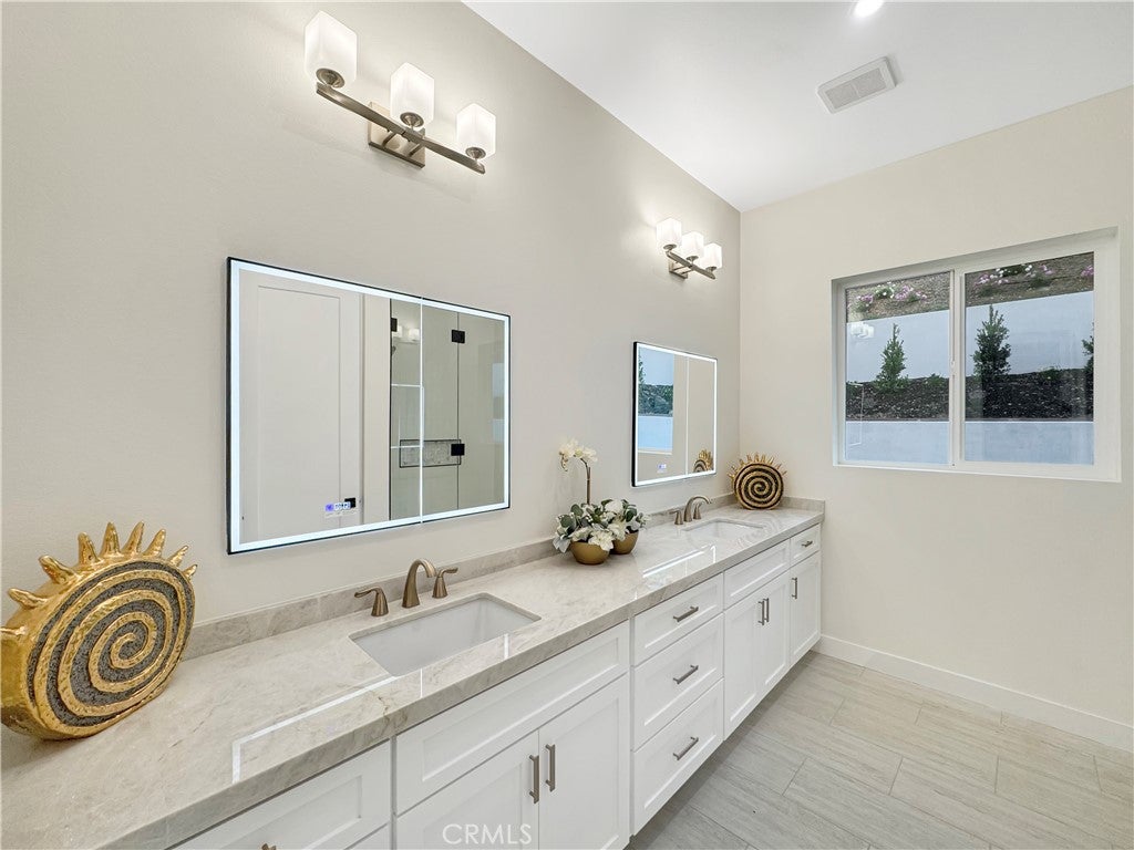 Temecula, California, 92591, United States, 3 Bedrooms Bedrooms, ,3 BathroomsBathrooms,Residential,Active,1711275