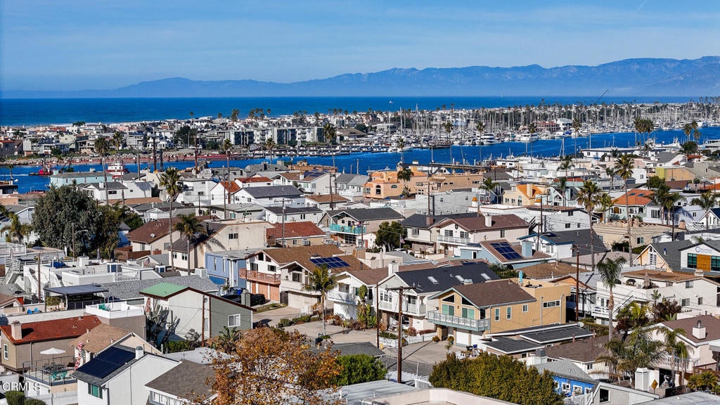 Oxnard, California, 93035, United States, 4 Bedrooms Bedrooms, ,2 BathroomsBathrooms,Residential,Active,2007278