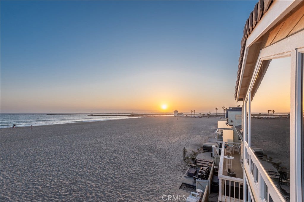 Oxnard, California, 93035, United States, ,4 BathroomsBathrooms,Residential,Active,1839447