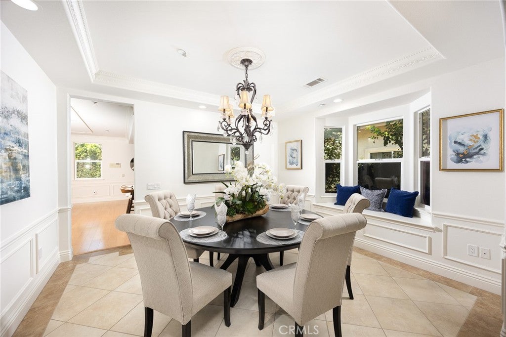 Arcadia, California, 91007, United States, 4 Bedrooms Bedrooms, ,5 BathroomsBathrooms,Residential,Active,1990019