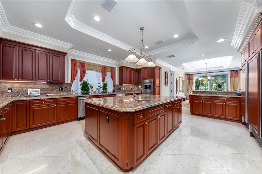Diamond Bar, California, 91765, United States, 7 Bedrooms Bedrooms, ,10 BathroomsBathrooms,Residential,Active,1899926