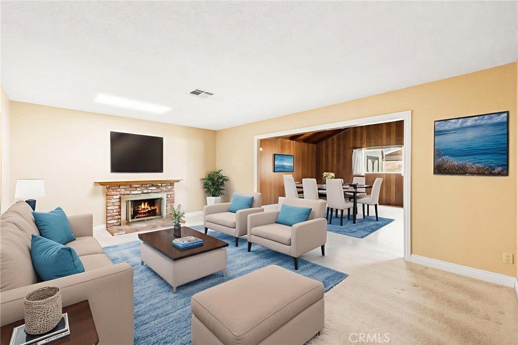 Garden Grove, California, 92845, United States, 4 Bedrooms Bedrooms, ,2 BathroomsBathrooms,Residential,Active,1915046