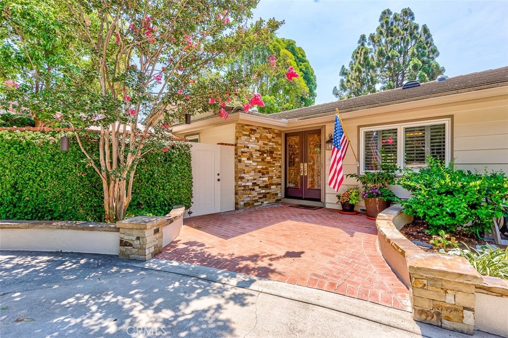 Fullerton, California, 92835, United States, 4 Bedrooms Bedrooms, ,3 BathroomsBathrooms,Residential,Active,1894565