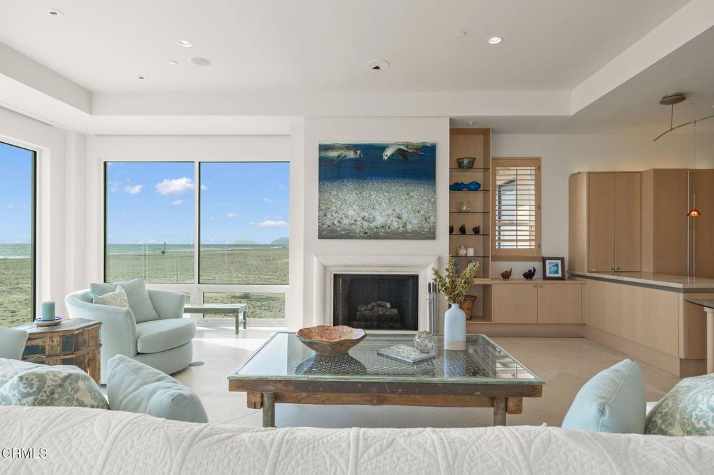 Oxnard, California, 93035, United States, 4 Bedrooms Bedrooms, ,6 BathroomsBathrooms,Residential,Active,1993670