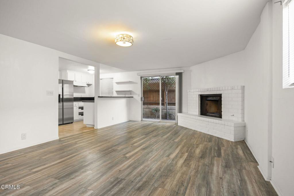 Oxnard, California, 93035, United States, ,3 BathroomsBathrooms,Residential,Active,1894775
