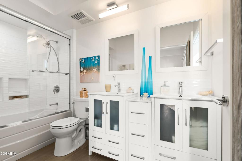 Malibu, California, 90265, United States, 4 Bedrooms Bedrooms, ,4 BathroomsBathrooms,Residential,Active,2006937